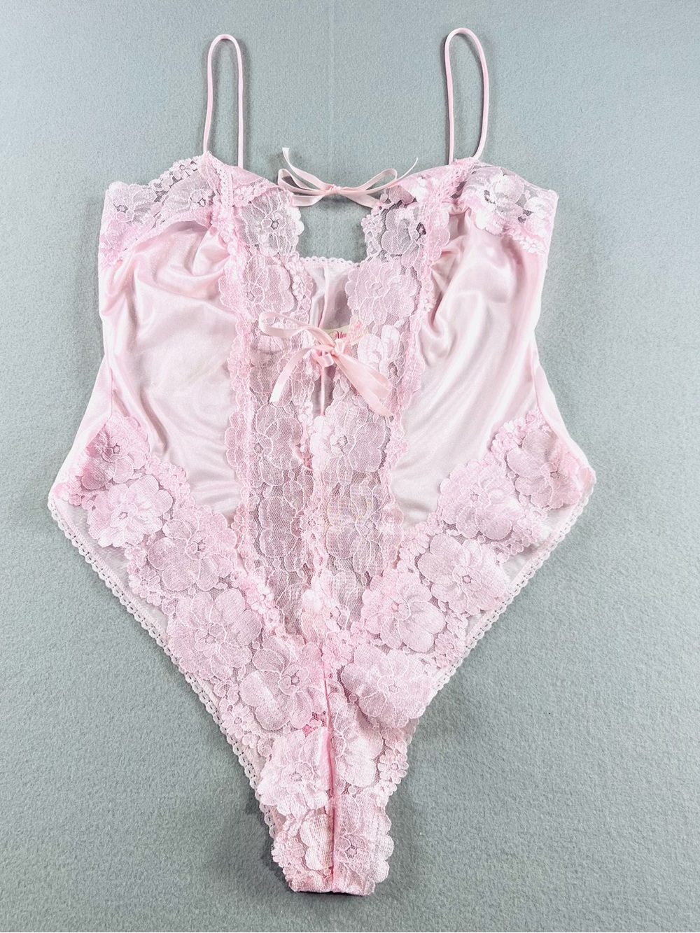 VTG Alana Gale Intimates Baby Pink Floral Lace Bodysuit Teddy Ribbon Sz M